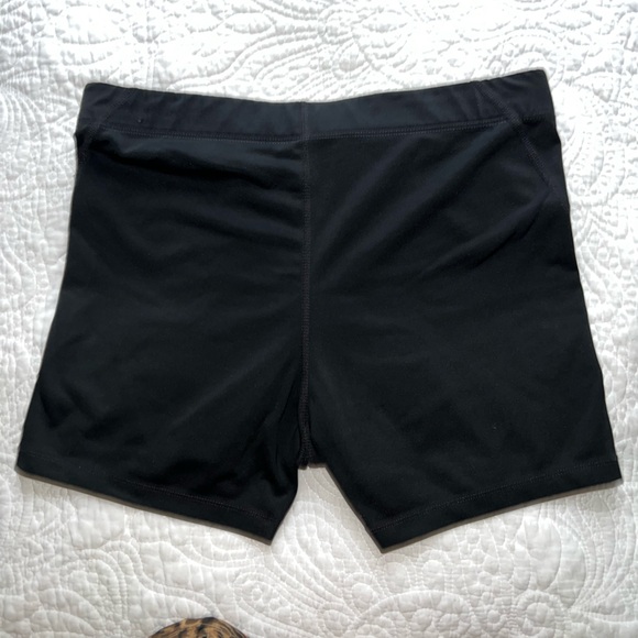 NIKE PRO BLACK SHORT SIZE LARGE EUC - Picture 3 of 3